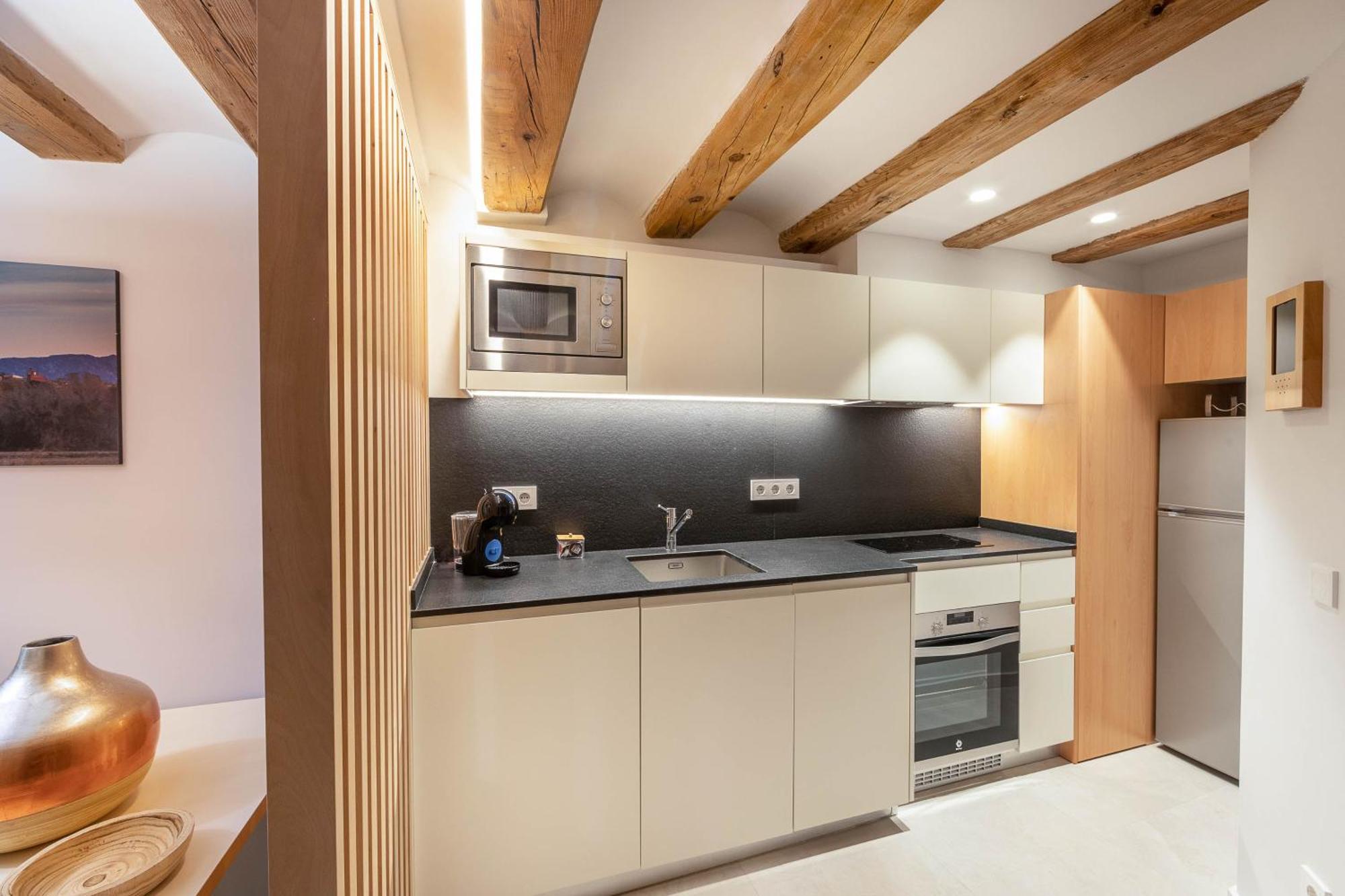 C&C Apartments Figueres  Luaran gambar