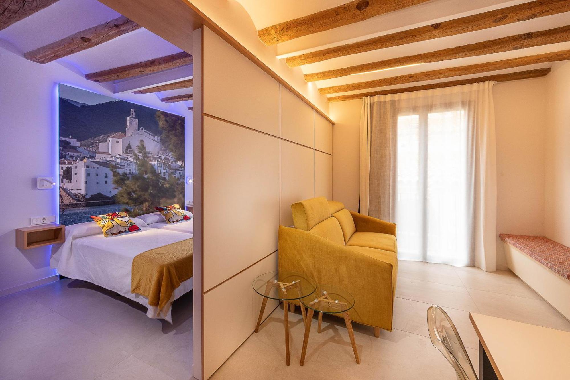 C&C Apartments Figueres  Luaran gambar